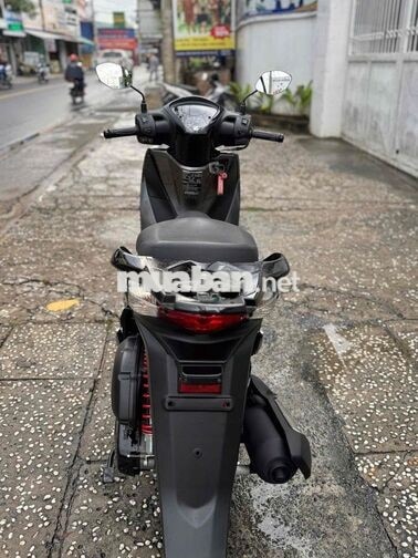 Honda SH 150 xám titan