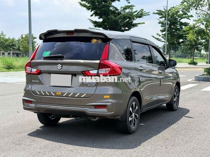 Suzuki Ertiga 2022 1.5AT 52.500 km Xám
