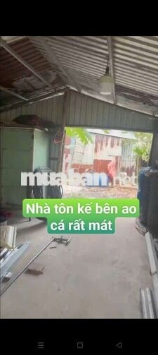 Nhà Vườn  400m Nhà + Điện 3 pha  Đường Kênh trung ương  Vĩnh Lộc BV