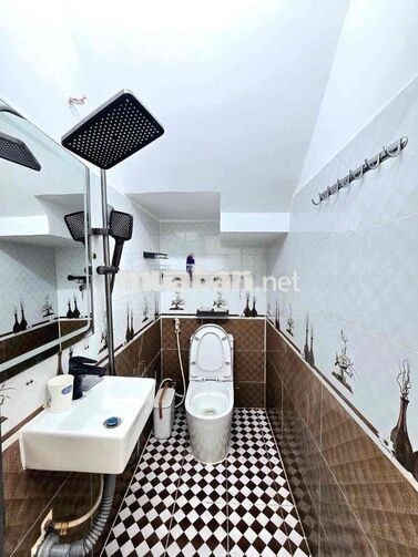 💰1 tỷ 700tr, nhà có sổ hồng 2 lầu,  gần Phú Mỹ hưng quận 7