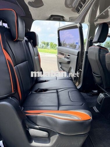 Suzuki Ertiga 2022 1.5AT 52.500 km Xám