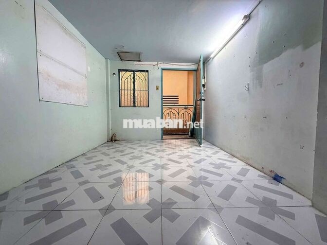 Bán nhà đường An Dương Vương - DTSD: 30m2 - Sổ Hồng sẵn 