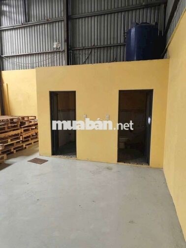 cần cho thuê kho xưởng P An Phú Đông DT 500m.giá 52 triệu