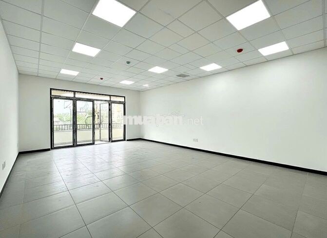 SIÊU PHẨM MỚI HOÀN THIỆN - 413C Lê Văn Sỹ, P.12, Q3 - hầm, thang máy