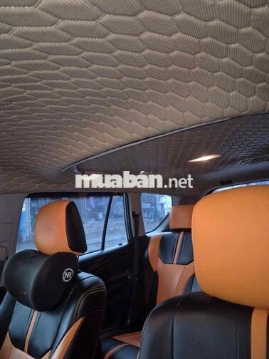 Toyota Innova 2018 2.0G Xám