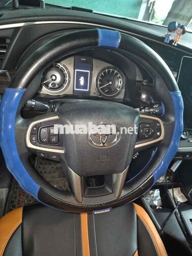 Toyota Innova 2018 2.0G Xám