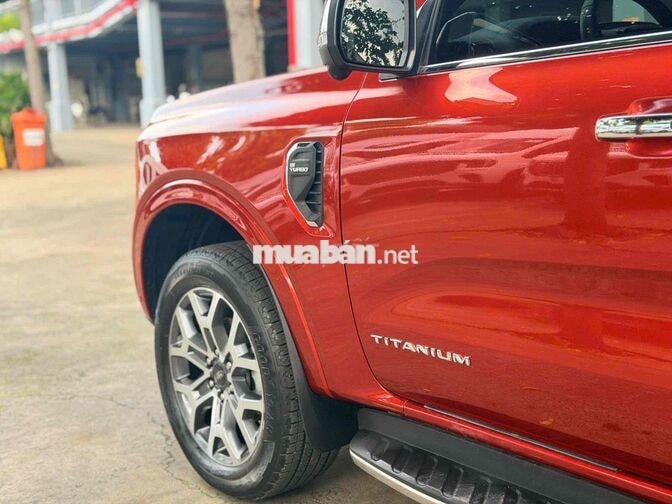 ✅Ford Everest 2022 2 Cầu Titanium 58000km- Xhd cty