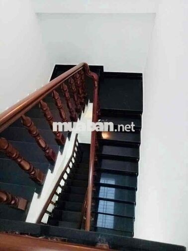 Nhà 1 trệt 2 lầu 4PN 5WC hẻm xe hơi gần chợ Hiệp Bình Thủ Đức