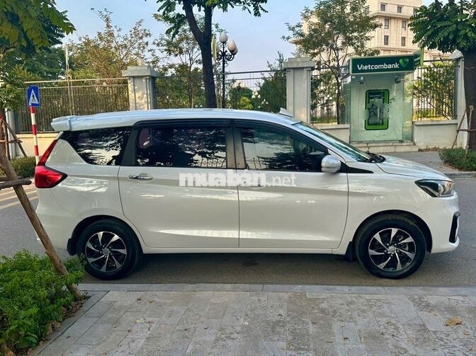 Suzuki Ertiga 2023 Hybrid Trắng 7 chỗ