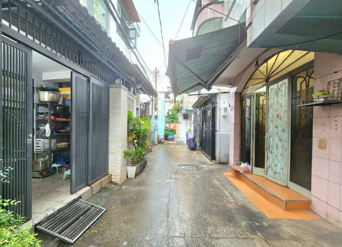 Chính chủ bán nhà 254 Bến Vân Đồn, Q4, dt:4.8x16, 2Tầng, Giá 8Tỷ