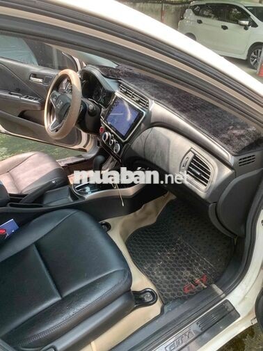 Honda City 1.5V CVT 32000km Trắng