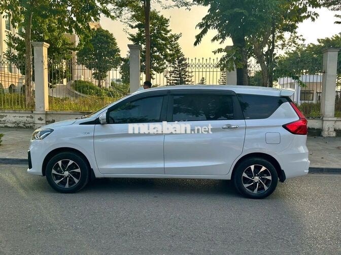 Suzuki Ertiga 2023 Hybrid Trắng 7 chỗ