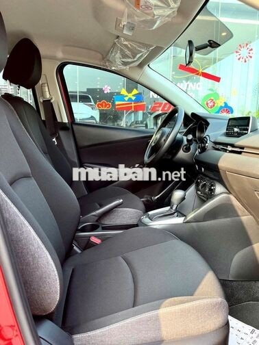 Mazda 2 5 chỗ Xăng Tự động Đỏ