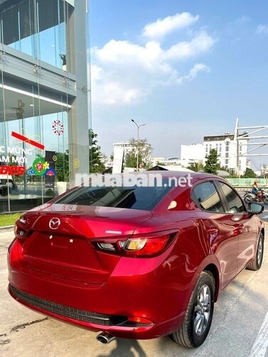 Mazda 2 5 chỗ Xăng Tự động Đỏ