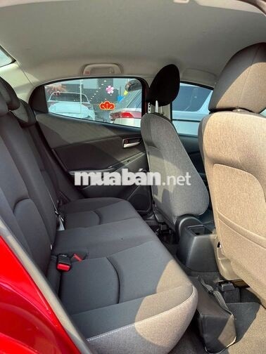 Mazda 2 5 chỗ Xăng Tự động Đỏ