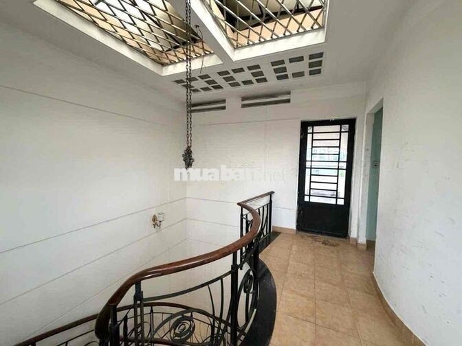 Cho Thuê Biệt Thự Mặt Tiền Khu Ven Sông,Đs.25,p.HBC ngang 7m Giá 30tr