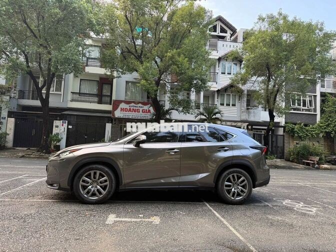 Lexus NX200T SX 2016 nguyên zin cực mới