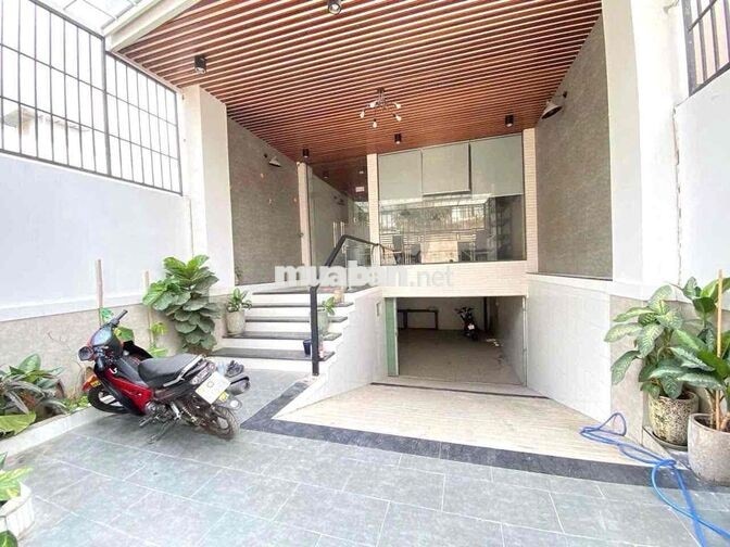 Cho Thuê Nhà 5 Tầng+Hầm xe gần Ngã tư Bình Phước,Đ.10,p.HBP 25tr TL
