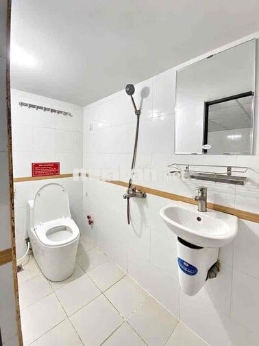 DUPLEX MỚI THOÁNG MÁT SẴN NỘI THẤT GÁC CAO NẰM NGAY NGÃ TƯ THỦ ĐỨC