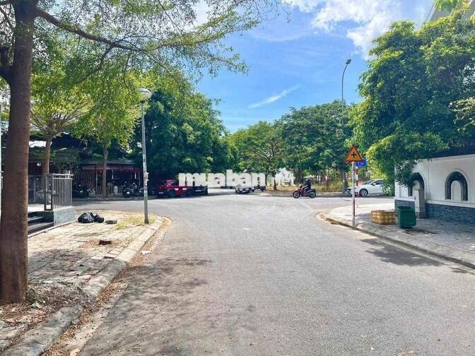 Cho Thuê Nhà KĐT Phước Long Nha Trang Vào Ở Ngay 4 Ngủ
