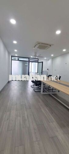 TÒA NHÀ NGUYÊN CĂN VITRI ĐẸP PHÙ HỢP VP . HẦM 3TẦNG TRỐNG SUỐT 