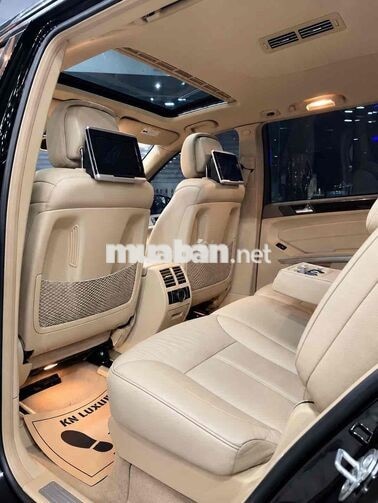 Mercedes-Benz GL550 2012 Đen 7 chỗ