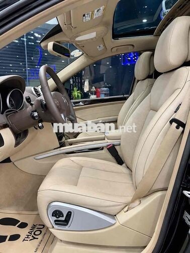 Mercedes-Benz GL550 2012 Đen 7 chỗ