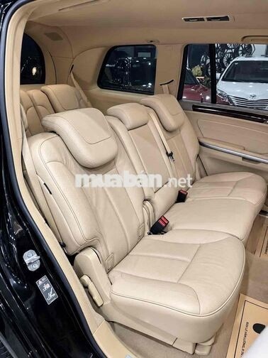 Mercedes-Benz GL550 2012 Đen 7 chỗ