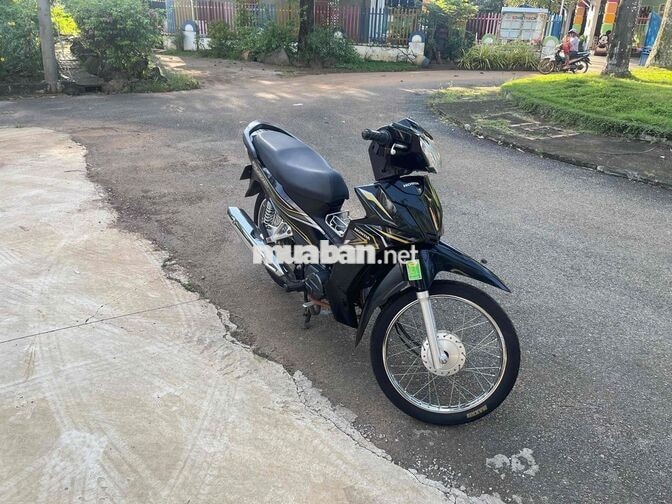 Honda Blade màu đen