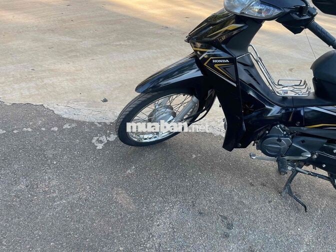 Honda Blade màu đen