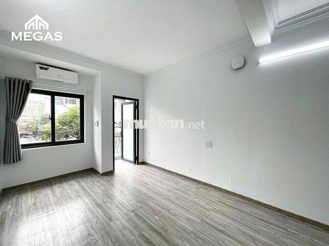 Căn Hộ Mới 100% Giá Rẻ Ban Công Ngay Lạc Long Quân - Âu Cơ