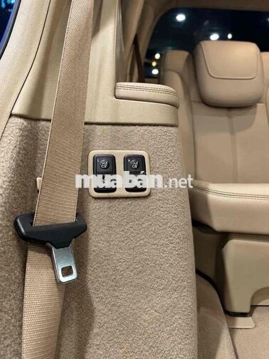 Mercedes-Benz GL550 2012 Đen 7 chỗ