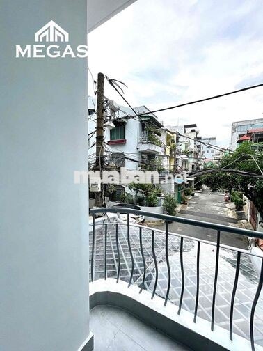 Căn Hộ Mới 100% Giá Rẻ Ban Công Ngay Lạc Long Quân - Âu Cơ