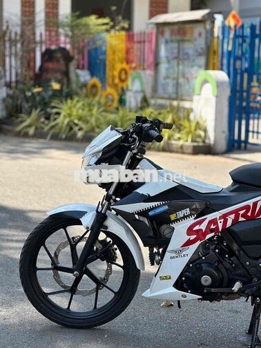 SUZUKI SATRIA 2021 TRẮNG ĐEN ZIN MỘC