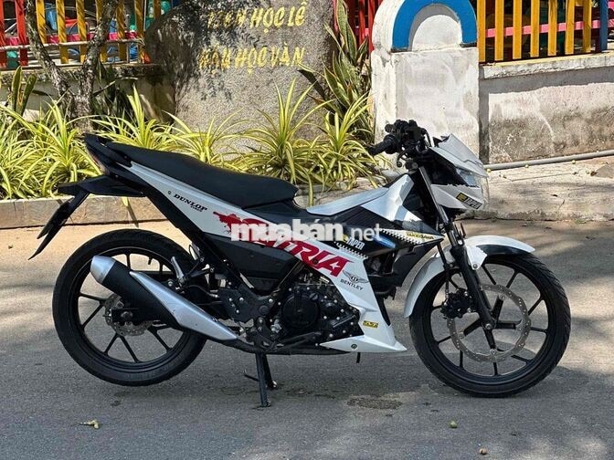 SUZUKI SATRIA 2021 TRẮNG ĐEN ZIN MỘC