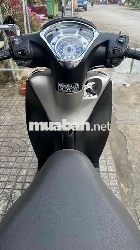 Honda SH Mode 2015 bạc đen ( hỗ trợ góp )