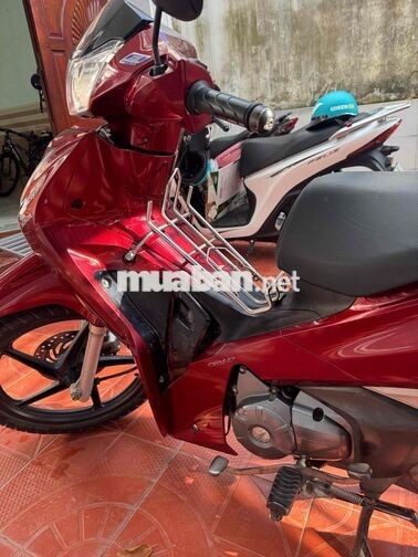 Honda Future 125 2021 màu đỏ mận