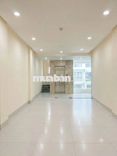 Cho thuê Nhà Mặt Tiền Huỳnh Văn Bánh Phú Nhuận 3 Tầng Thang Máy 25T