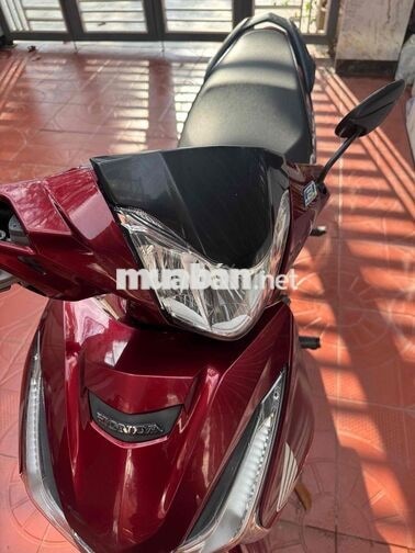 Honda Future 125 2021 màu đỏ mận