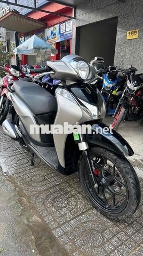 Honda SH Mode 2015 bạc đen ( hỗ trợ góp )