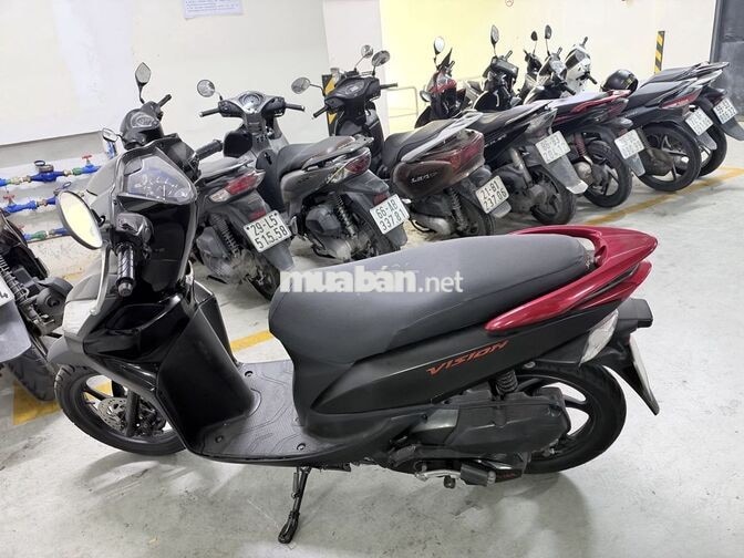 Honda Vision 2014 màu trắng đỏ