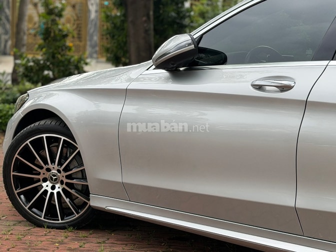 mercedes c300 amg nâng hạ gầm tuỳ chỉnh