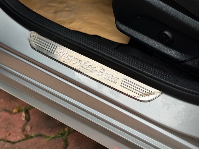 mercedes c300 amg nâng hạ gầm tuỳ chỉnh