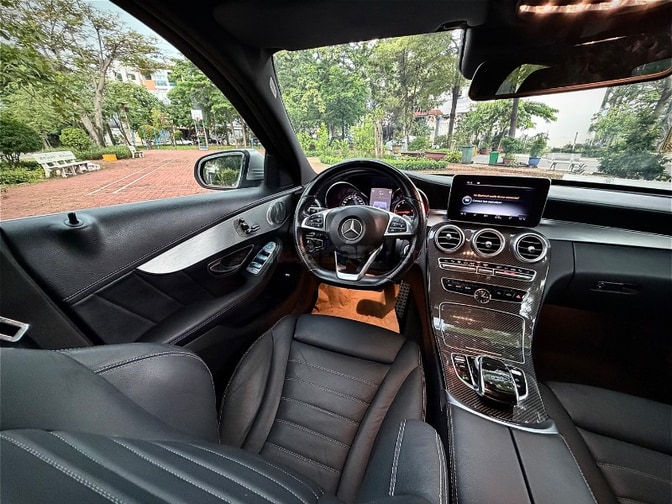 mercedes c300 amg nâng hạ gầm tuỳ chỉnh