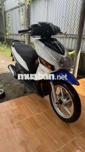 Honda Click 110 màu trắng đen