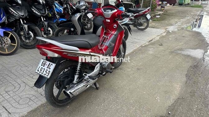 Future neo kim 07 áo fi09 đỏ ( hỗ trợ góp )