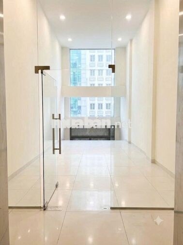 Cho thuê Nhà Mặt Tiền Huỳnh Văn Bánh Phú Nhuận 3 Tầng Thang Máy 25T
