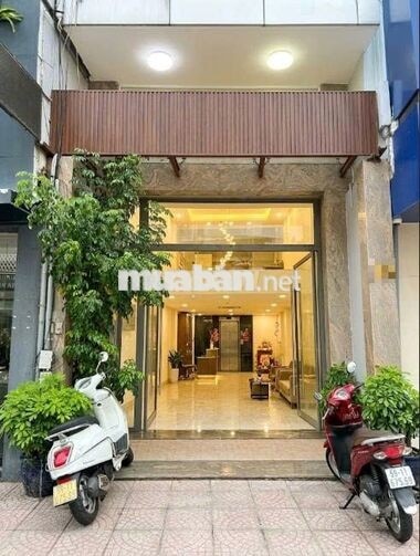 Cho thuê Nhà Mặt Tiền Huỳnh Văn Bánh Phú Nhuận 3 Tầng Thang Máy 25T