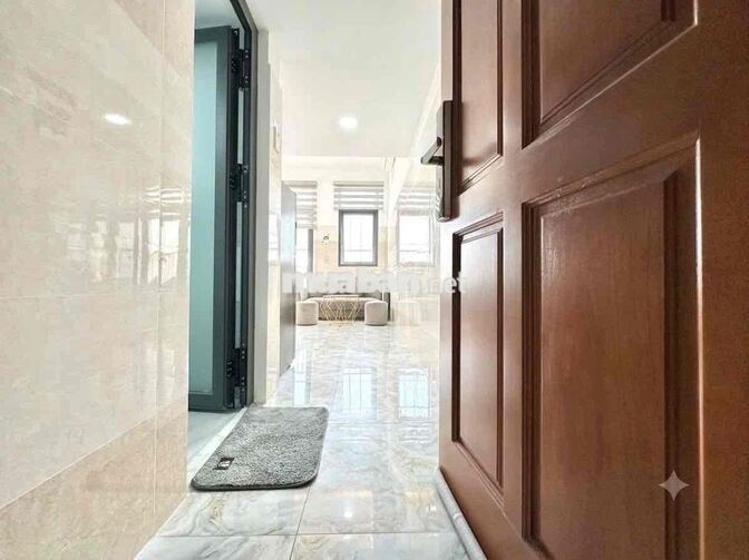Đầu tháng 11 trống - 1 căn Duplex ban công siêu rộng