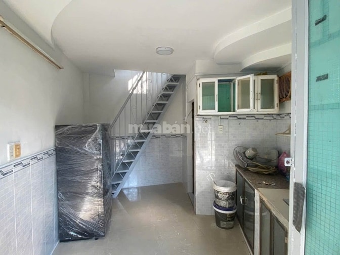NHÀ CĂN GÓC HẺM HUỲNH TẤN PHÁT (Q.7 CŨ), GIÁ 9 TRIỆU.